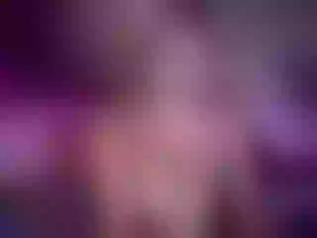 Live sex webcam photo for Melannie1 #253160646