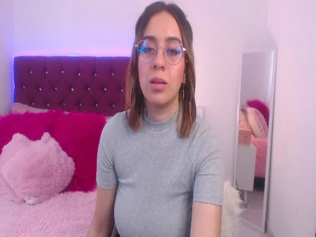 Live sex webcam photo for SamPuckett #258836314