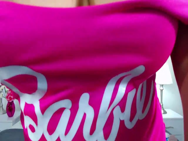 Live sex webcam photo for Mia_thompsons #261732662