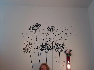 Live sex webcam photo for voluptuousDDD #252236096