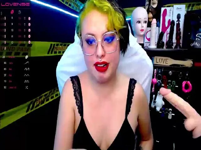 Live sex webcam photo for Rubi_slave #261123840