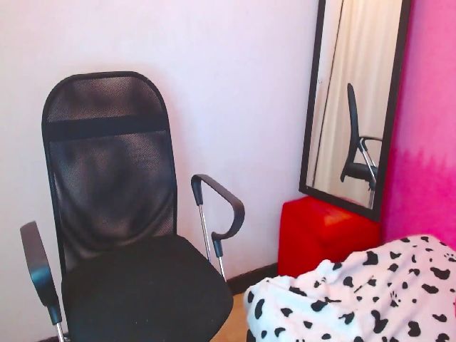 Live sex webcam photo for Juliia_sweet #253181553