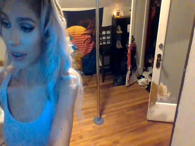 Live sex webcam photo for StacieNaughty #261307059