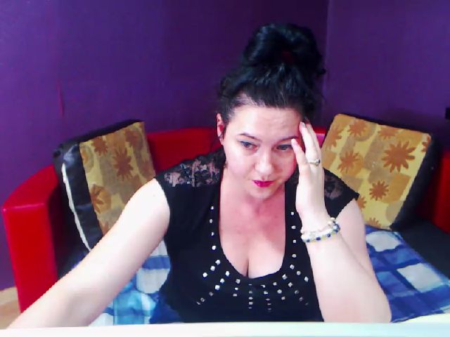 Live sex webcam photo for SlaveMeRubyX #256201578