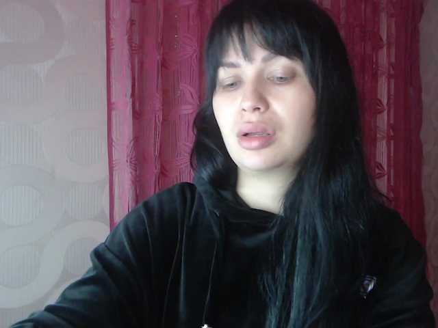 Live sex webcam photo for Sarahotmiss #241395815