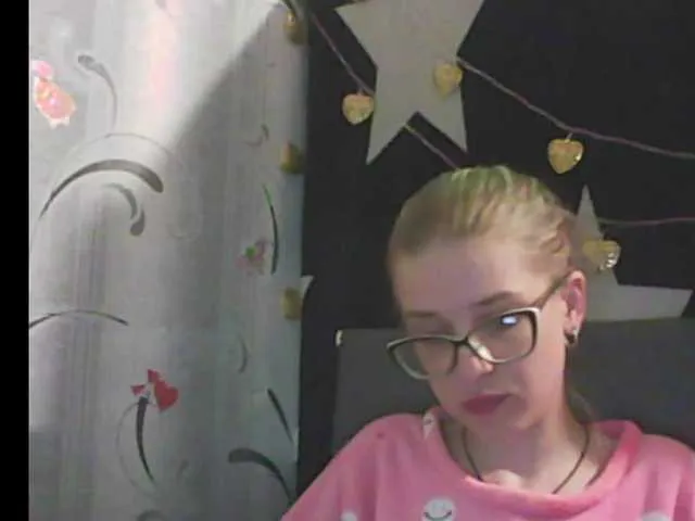 Live sex webcam photo for malvinella #241392800