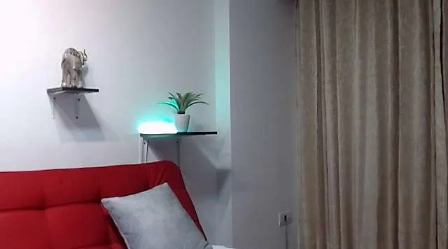 Live sex webcam photo for solotuya84 #242327184