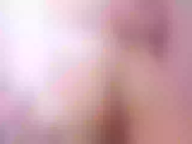 Live sex webcam photo for Sophie_pink18 #256264187
