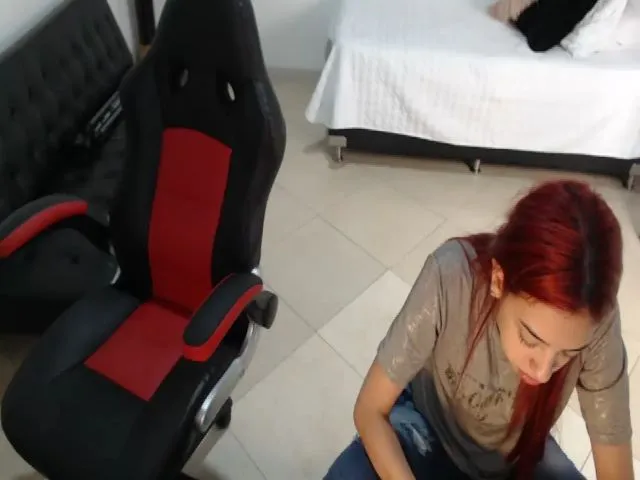 Live sex webcam photo for Thaunhty #264067966