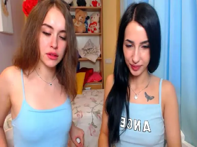Live sex webcam photo for EshliLee__ #257606790