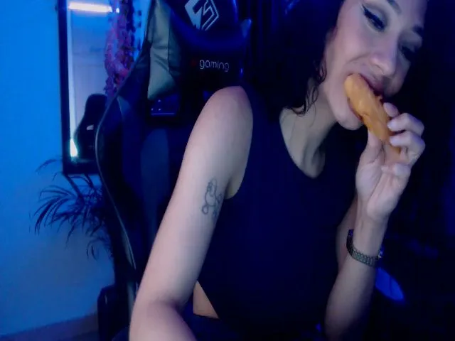 Live sex webcam photo for santopeligro #258033546