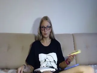 Live sex webcam photo for UrBlack_Kitty #251953950