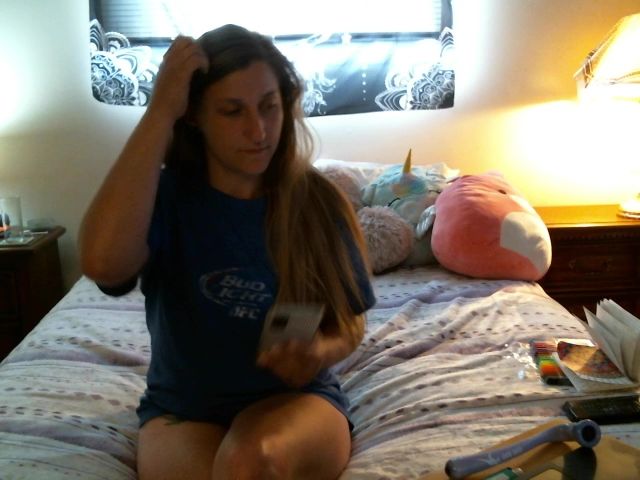 Live sex webcam photo for SuzieMoon #260743838