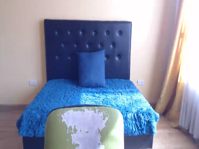 Live sex webcam photo for Emmaafox #263114350