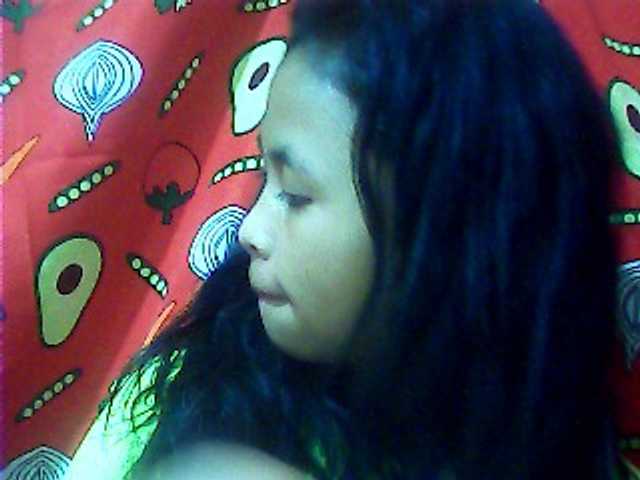 Live sex webcam photo for Asianmimi1 #242773851