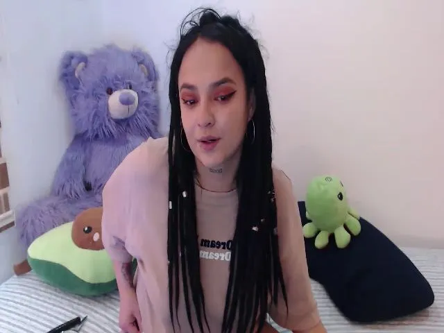 Live sex webcam photo for NinaFeliu #254838388