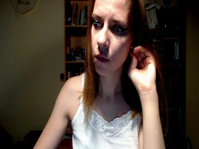 Live sex webcam photo for WinterGoddess #262894167