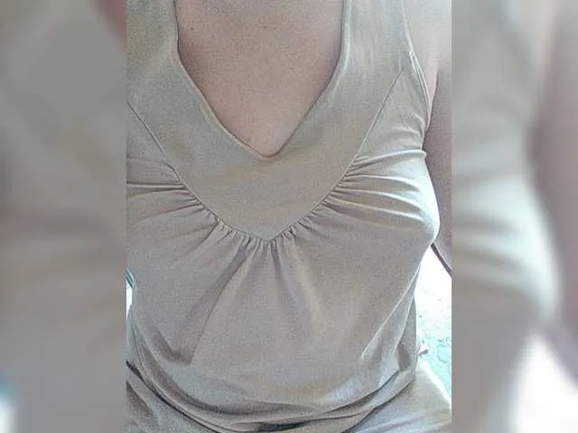 Live sex webcam photo for volturi66- #242811048