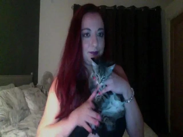 Live sex webcam photo for Kinky38D #262310459