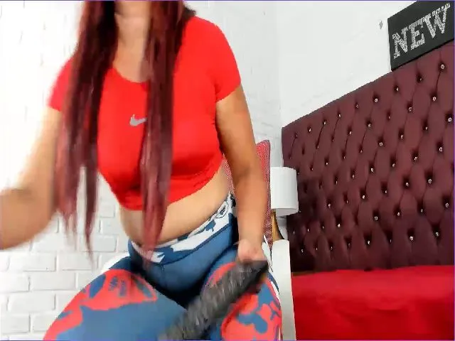 Live sex webcam photo for VivianneHot_x #287865210