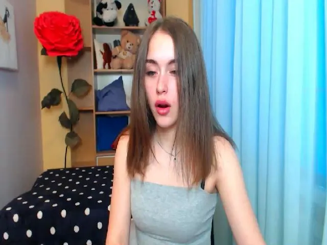 Live sex webcam photo for EshliLee__ #258612881