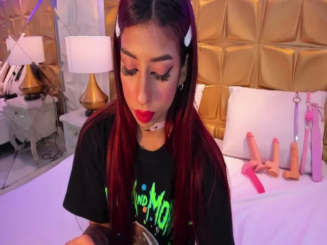 Live sex webcam photo for CandyLaw_ #259313586