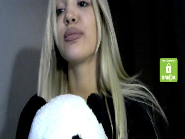 Live sex webcam photo for MyyDream #258281926