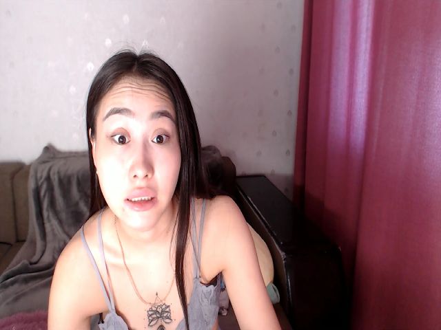 Live sex webcam photo for midzukki_01 #265425090