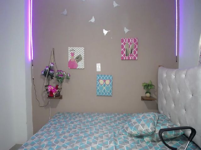 Live sex webcam photo for Mia_palmira #260743250