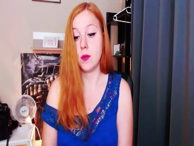Live sex webcam photo for HottieAlma #253345862