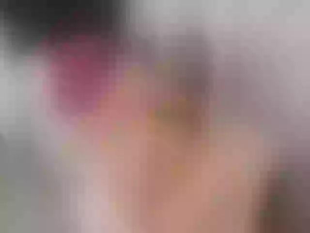 Live sex webcam photo for StormiSquirt #255726249