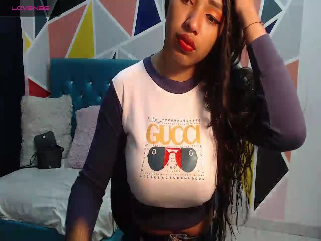 Live sex webcam photo for TATIANA_WD #287858999