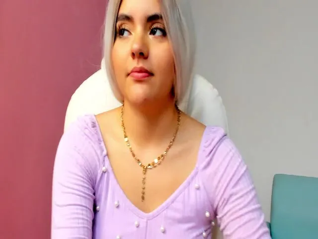 Live sex webcam photo for Tasha_cooper1 #255978712