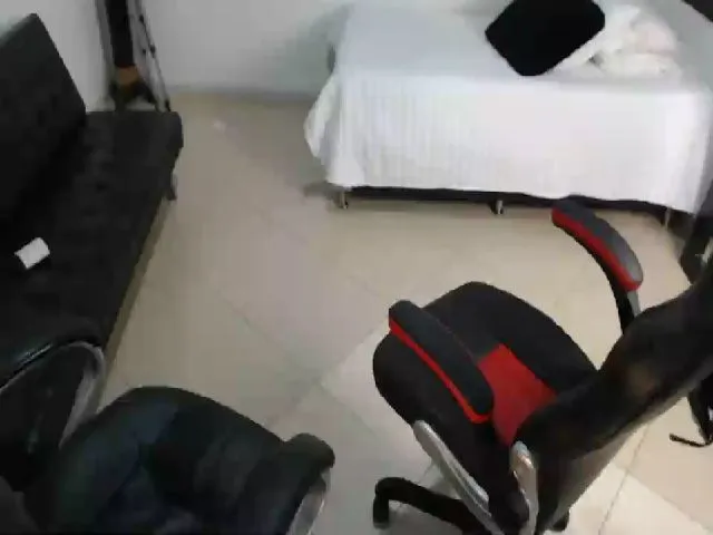 Live sex webcam photo for Thaunhty #252658755