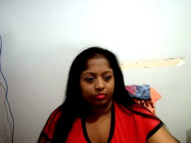 Live sex webcam photo for Indiantasha #287986030