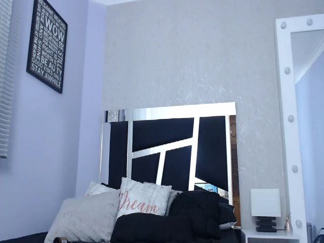 Live sex webcam photo for Pythonissa97 #262155538