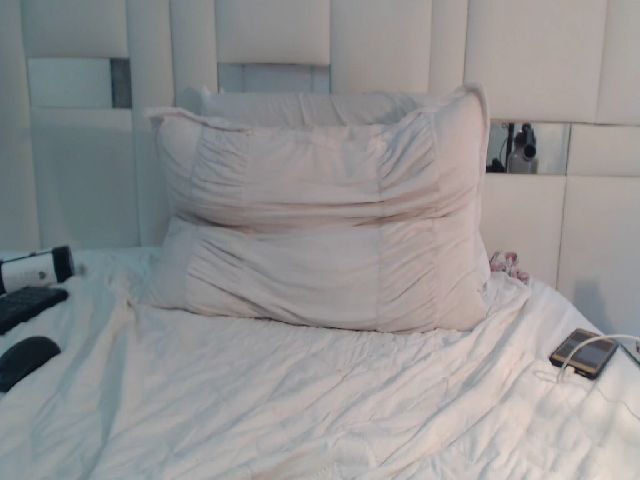 Live sex webcam photo for Estefa_cooper #253351611