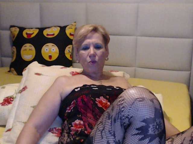 Live sex webcam photo for ANGELGRANNY #253507592