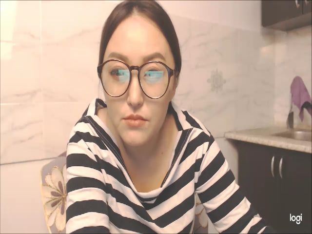 Live sex webcam photo for HrnyTeacher #253507888