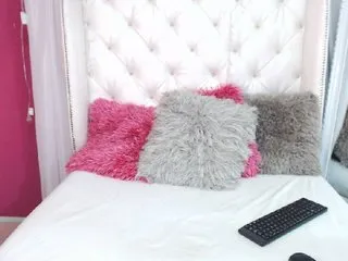 Live sex webcam photo for vanessabianch #240548988