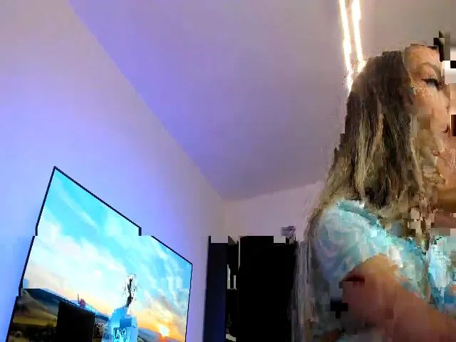 Live sex webcam photo for AlesiaTWINS #259552425