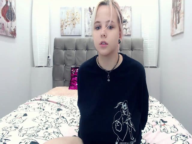 Live sex webcam photo for Helokit #256166042