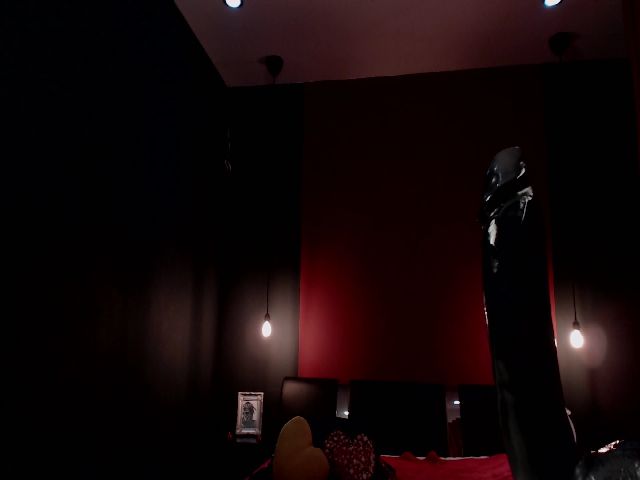 Live sex webcam photo for SonyaDevon #258083033