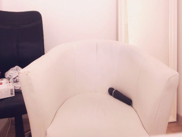 Live sex webcam photo for wetkittycum #252644729