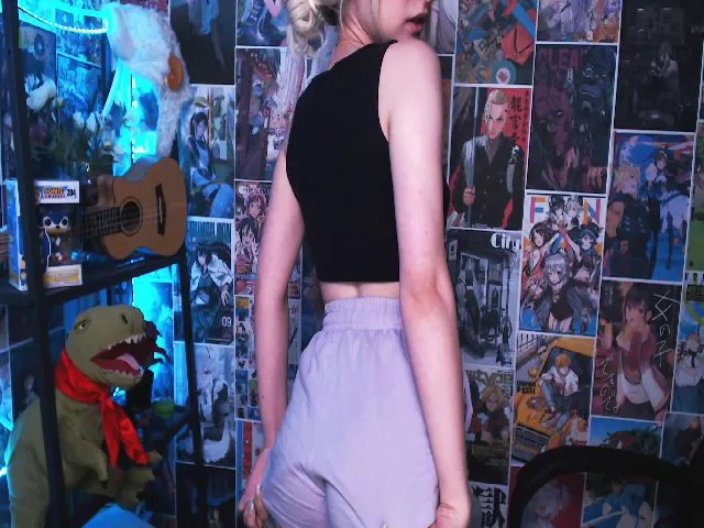 Live sex webcam photo for Manarose27 #260237912