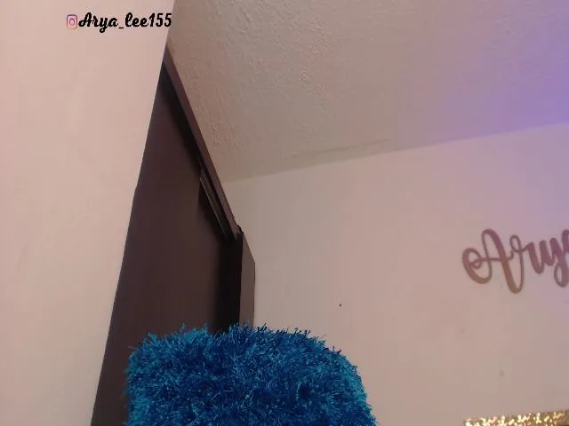 Live sex webcam photo for Haryalee #256173393