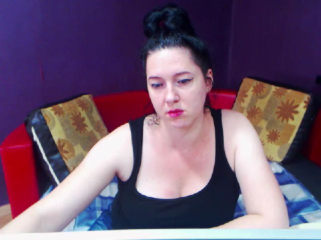 Live sex webcam photo for SlaveMeRubyX #255845579