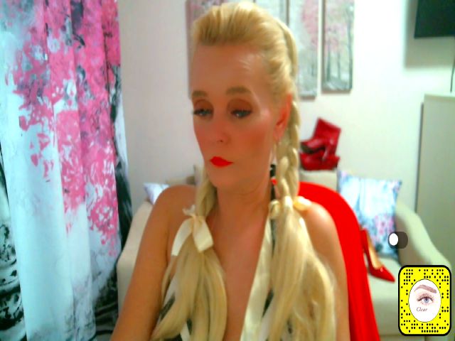 Live sex webcam photo for ChristiRoses #262717052