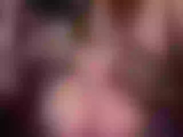 Live sex webcam photo for JenniferLuvv #254079046
