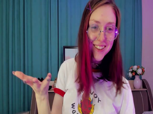 Live sex webcam photo for MadFrau #259699125